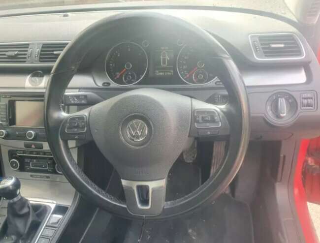 2011 Volkswagen Passat Estate Sport  4