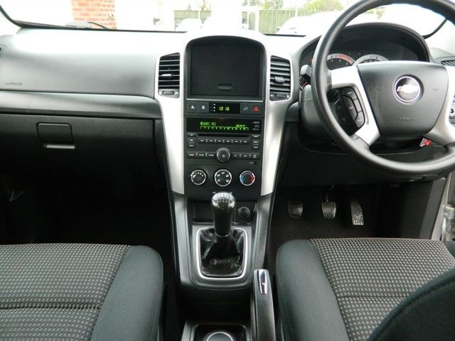  2009 Chevrolet Captiva LT VCDI 4x4 7 seats  3
