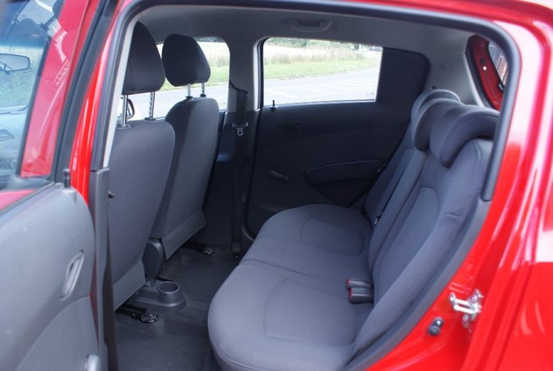  2012 Chevrolet Spark Plus 5dr  4
