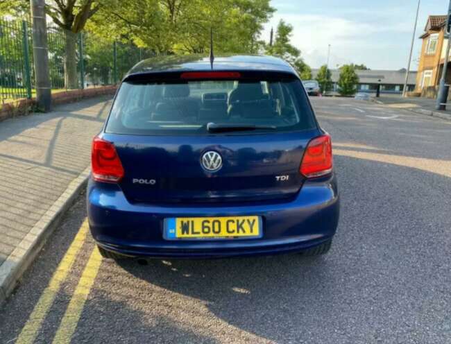2010 Volkswagen Polo 1.6 5dr Diesel thumb 3