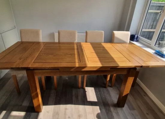 Oak Furniture Land Extending Table and 6 Chairs  2