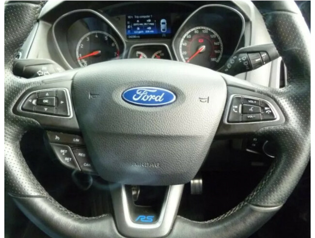 2016 Ford Focus, Hatchback, Manual, 1999 (cc), 5 Doors  10