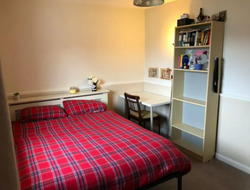 Sunny Flat Opposite the Royal Infirmary for Rent thumb 7