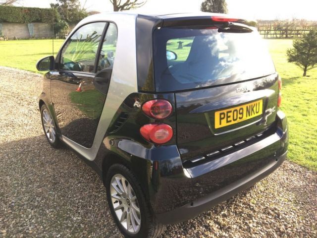  2009 Smart Fortwo 1.0 Passion MHD 2d  8