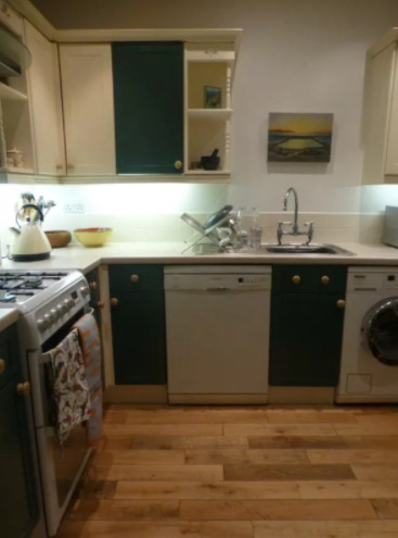 Fabulous Two Bed Flat!  5