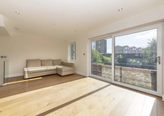 3 Bedroom House in Canary Wharf  0