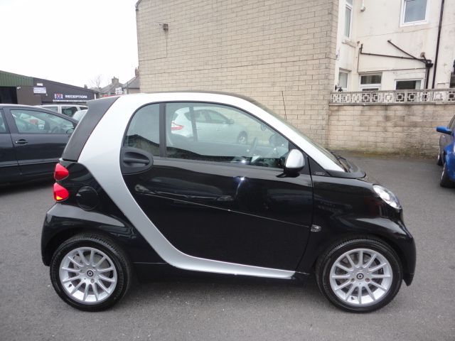  2012 SMART FORTWO COUPE  2