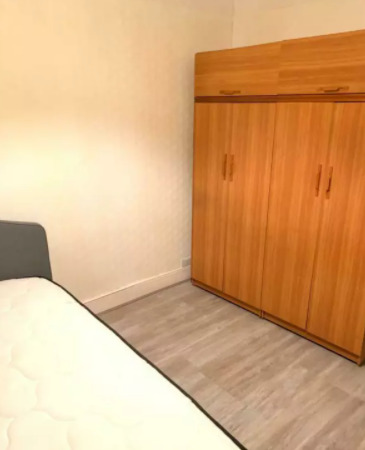 Double Room To Rent Upton Park E13  1