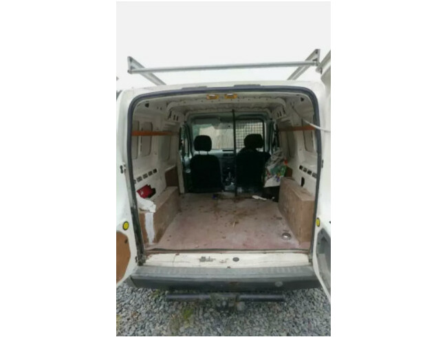 2006 Ford Transit Connect 1.8 Diesel Drives 100%  3
