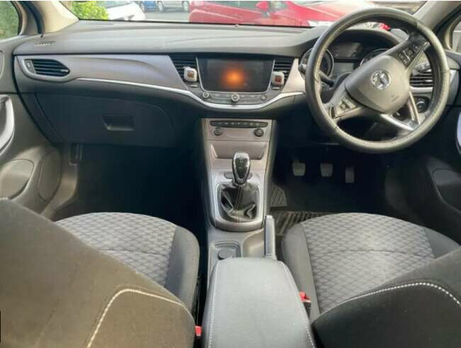 2016 Vauxhall Astra, Hatchback, 999 (cc), 5 Doors  2