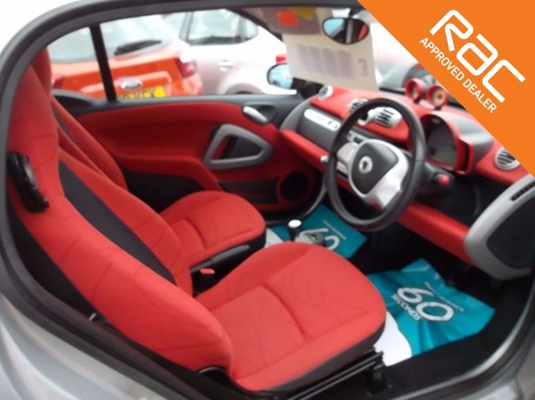  2011 Smart Fortwo Coupe Passion mhd 2dr  3