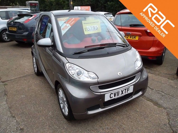  2011 Smart Fortwo Coupe Passion mhd 2dr  0