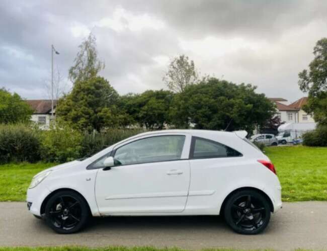 2007 Vauxhall Corsa, Manual, Petrol, Top Spec, White, Must See!! thumb 3