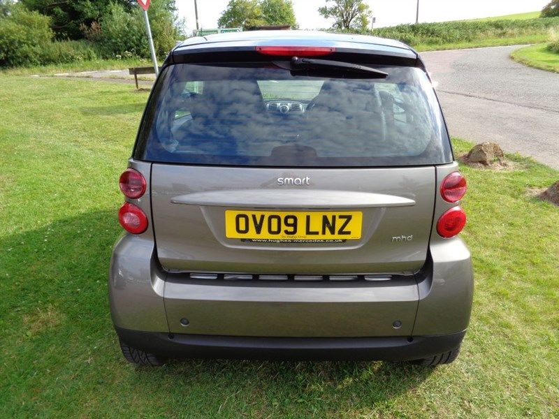  2009 Smart Car Fortwo Coupe  2