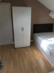 Luxury Double Room To Rent With Own Shower Room In Oban Street LE3 9GB thumb 5