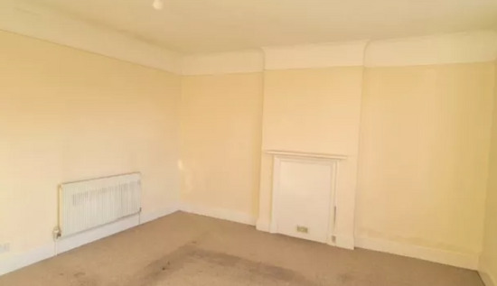 3 Bed Flat - Shirley - Parking - Available Now  1