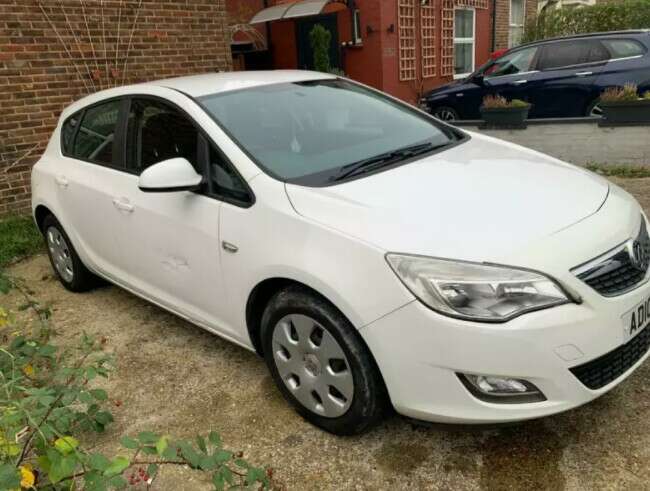 2010 Vauxhall Astra Automatic   2