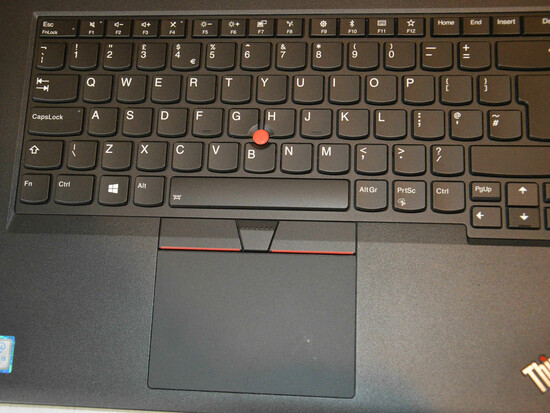Lenovo ThinkPad T470, Core i5-6200U, 8GB DDR4, 256GB SSD S-ATA II  4