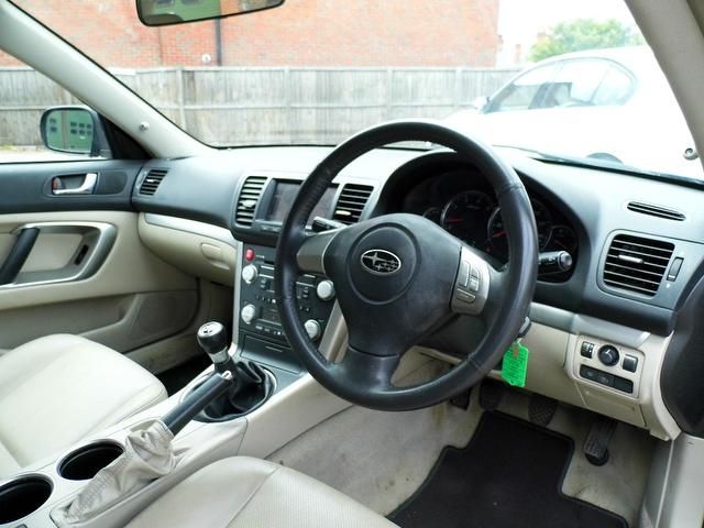  2009 Subaru Legacy 2.0 D REn 5dr  7
