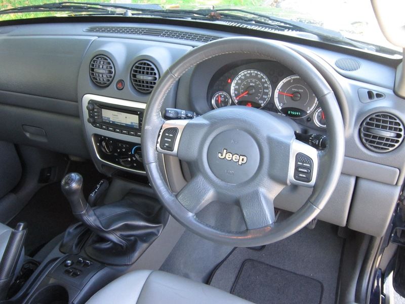  2007 Jeep Cherokee Limited CRD 4X4  4