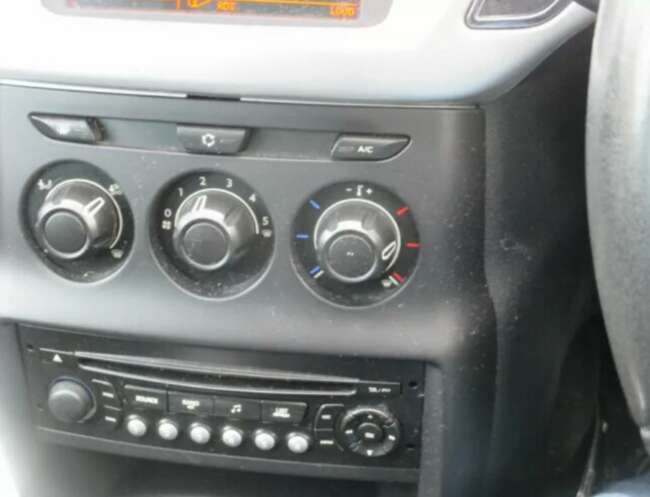 2011 Citroen C3, Hatchback, Manual, 1398 (cc), 5 Doors thumb 9
