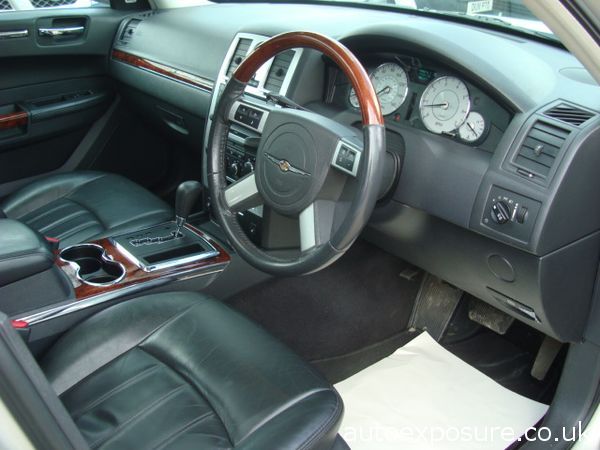  2009 Chrysler 300c 3.0 V6 CRD 5dr  6