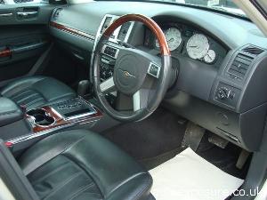  2009 Chrysler 300c 3.0 V6 CRD 5dr thumb 7