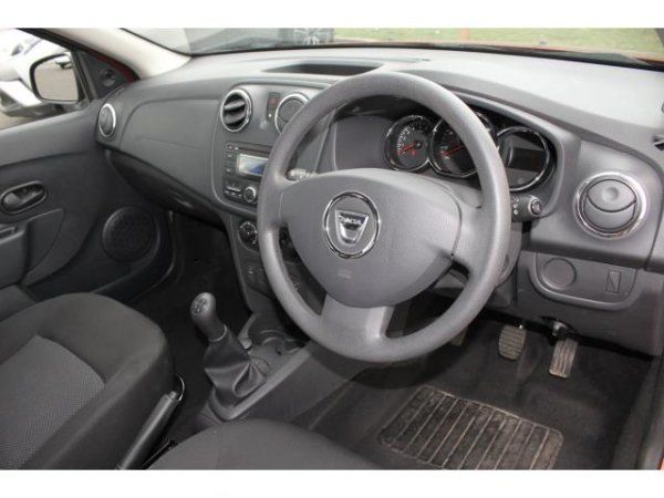  2016 Dacia Sandero 1.2 16v  3