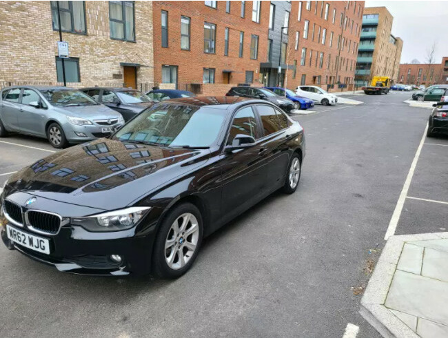 2012 BMW 316i Black  1