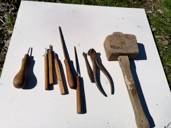 Old Hand Carving Tools  0