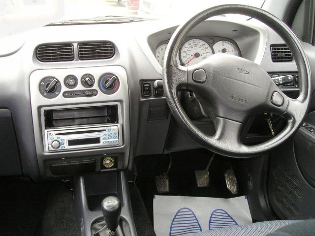  2002 Daihatsu Terios  7