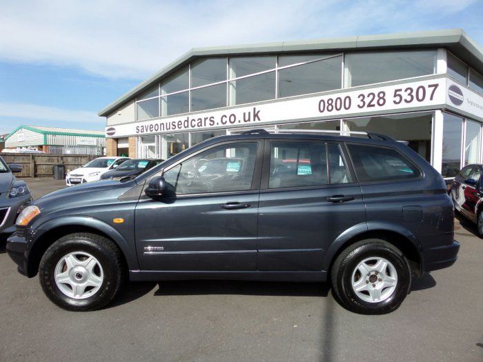  2007 SsangYong Kyron 2.0 S 5dr  4