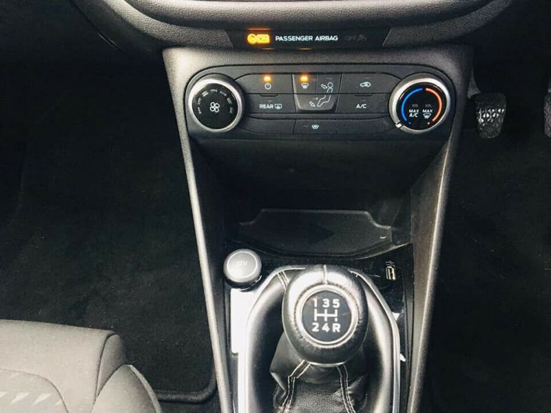  2018 Ford Fiesta  9