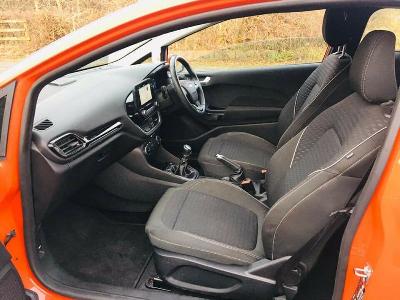  2018 Ford Fiesta thumb 8