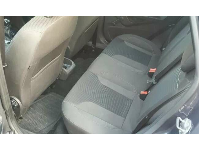 2014 Ford Fiesta, Hatchback, Manual, 1241 (cc), 5 Doors  2