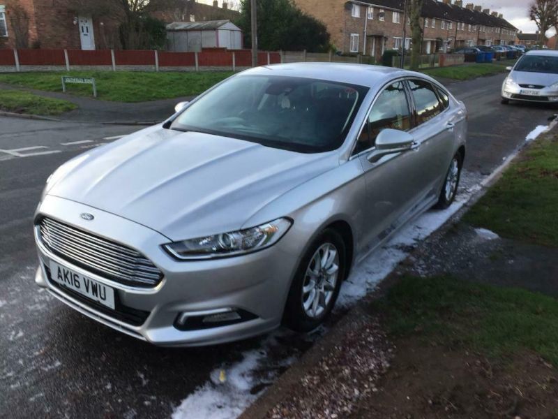  2019 Ford Mondeo  2