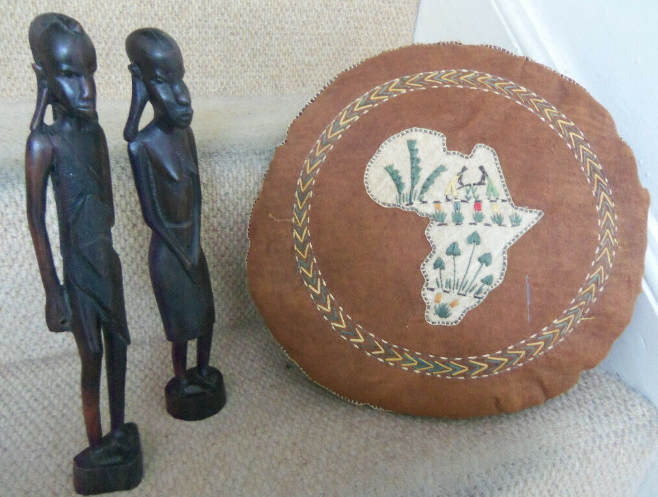Vintage Handmade Souvenirs - African Tribal Figurines + Decorativecushion  3