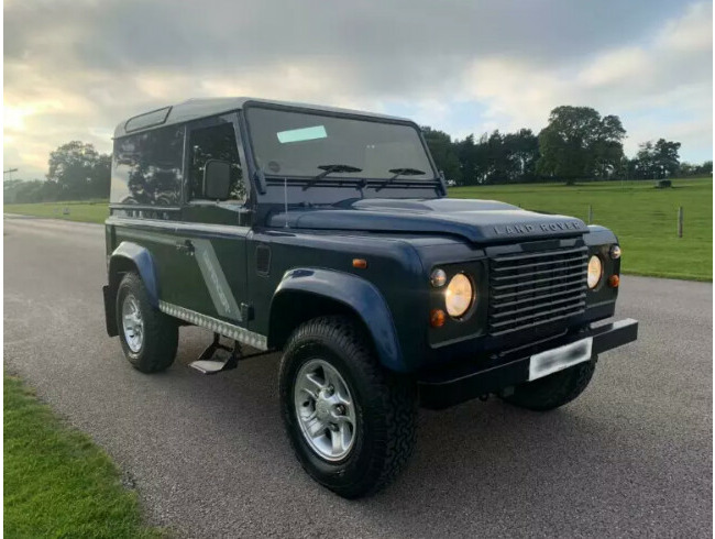 2008 Land Rover Defender 90 County HT thumb 1