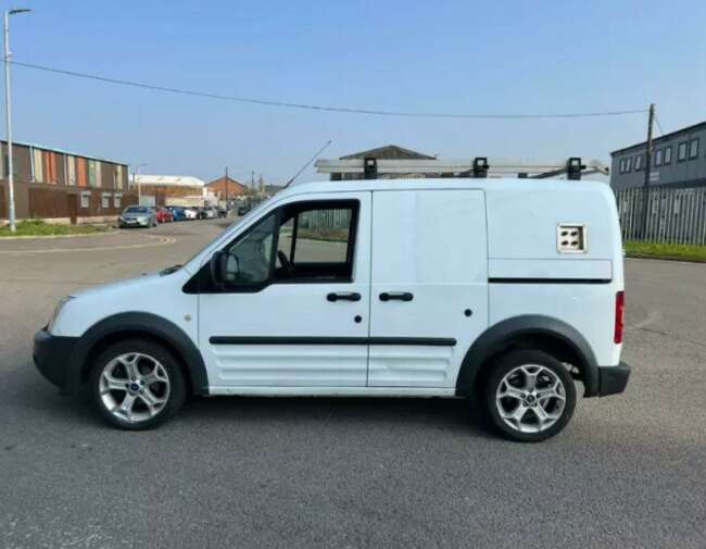 2010 Ford Transit Connect 1.8 Diesel with Long Mot  4