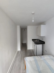 Studio to let in Erith, Bexley. No deposit, DSS Welcome thumb 2