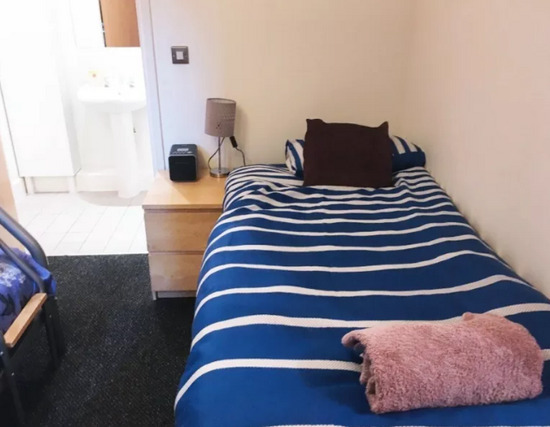 2 Bed City Centre - Short Term Let - Piccadilly Gardens - Furnished Service Apartment  7