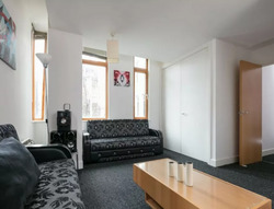 2 Bed City Centre - Short Term Let - Piccadilly Gardens - Furnished Service Apartment thumb 2