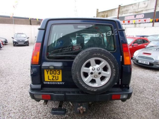  2003 Land Rover Discovery 2.5 TD5 GS 5d  3