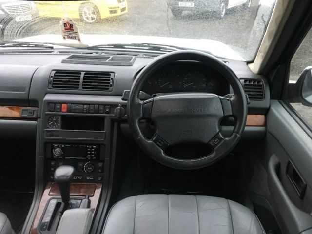  1997 Land Rover Range Rover 2.5 DSE 5d  9