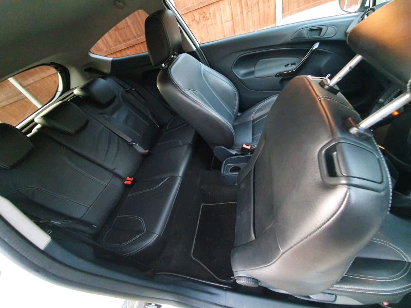  2011 Ford Fiesta 1.6  6