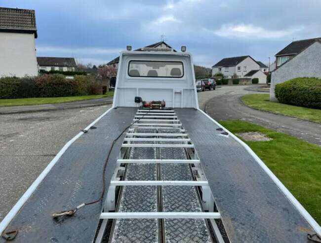 2011 Mercedes Sprinter Recovery Truck thumb 3