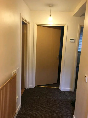 Room to Let  3