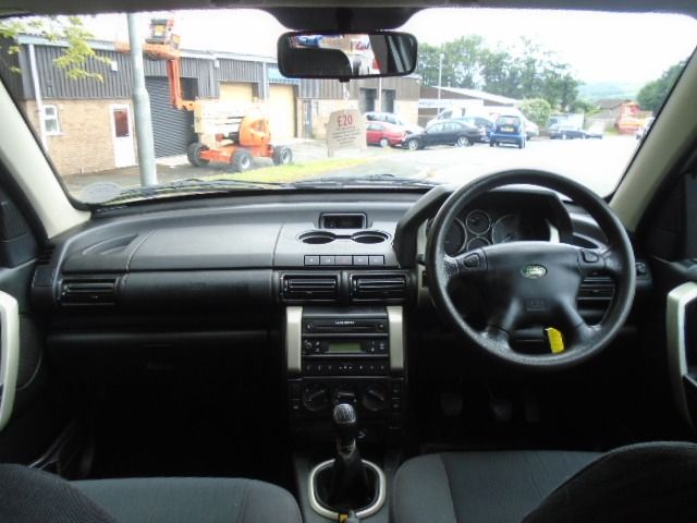 2005 Land Rover Freelander 1.8 XEI 5d  5