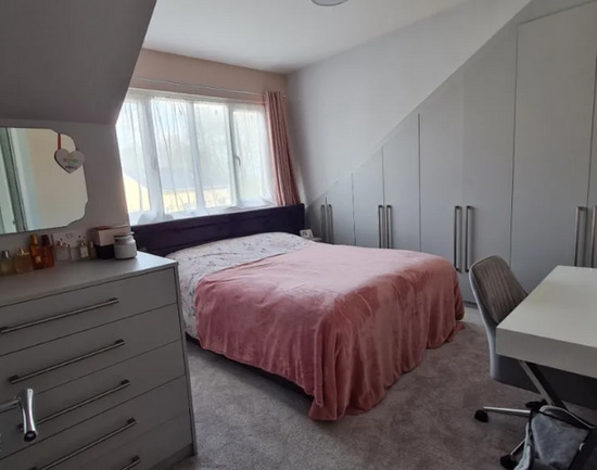 BD5 4 Bedroom Spacious Semi-Detached House Available 1St August 2022  7
