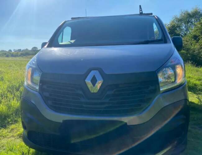 Renault Trafic with Removable Rear Seats.  6